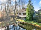 319 W Lyon Farm Dr #319, Greenwich, CT 06831