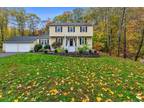 220 Northwood Dr, Guilford, CT 06437