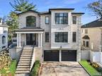 1014 Kingsland Ln, Fort Lee, NJ 07024