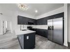 43 W 32nd St #202, Bayonne, NJ 07002