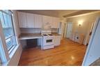 Worcester, Beautifully updated kitchen and bathroom