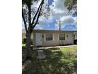 806 8th Ave NW #2, Largo, FL 33770