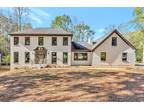 813 Chesterfield Dr, Lawrenceville, GA 30044