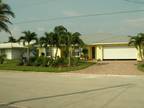 5 Palmview Blvd, Fort Myers Beach, FL 33931