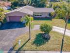 10520 NW 43rd St, Coral Springs, FL 33065