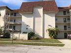 209 NE Lincoln Cir N #406, Saint Petersburg, FL 33702