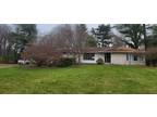 1075 Magdalyn Dr Akron, OH