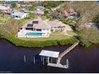 830 Deep Lagoon Ln, Fort Myers, FL 33919