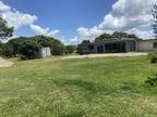 7 bedroom in North Arm QLD 4561