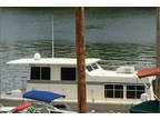 1982 Holiday Mansion Barracuda Houseboat