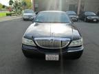 2011 Lincoln Town Car Executive w/Limousine Pkg