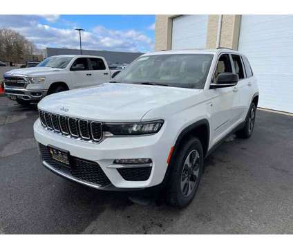 2023 Jeep Grand Cherokee 4xe is a White 2023 Jeep grand cherokee Car for Sale in Mendon MA