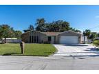 8704 Betty St, Port Richey, FL 34668