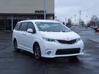 2015 Toyota Sienna SE 7 Passenger