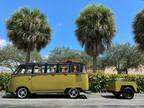 1972 Volkswagen Bus Vanagon DeLuxe Samba Camper