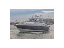 2014 cruisers yachts 48 cantius boat for sale