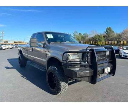 2004 Ford F250 Super Duty Super Cab for sale is a Gold 2004 Ford F-250 Super Duty Car for Sale in Tyler TX