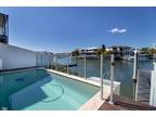 3 bedroom in Biggera Waters QLD 4216