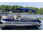2014 Sun Tracker Party Barge 24 DLX XP3