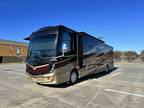 2017 Fleetwood Discovery 39G 40ft