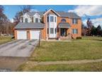 9000 Doris Dr, Fort Washington, MD 20744