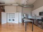 4525 N Kenmore Ave #404 Chicago, IL