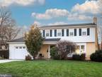 111 Harrison Dr, New Cumberland, PA 17070