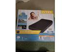 Intex Dura-Beam Standard Pillow Rest Classic Airbed - Opportunity