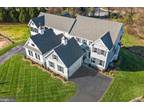 300 Merion Ct, Kennett Square, PA 19348