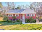 3053 Sleepy Hollow Rd, Falls Church, VA 22042