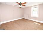 200 E Broad St #4, Burlington, NJ 08016