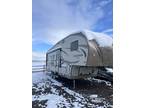 2017 Forest River Rockwood Signature Ultra Lite 8280WS 32ft