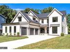 318 Owaissa Rd SE, Vienna, VA 22180