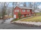 70 Black Walnut Dr, Etters, PA 17319