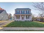 422 Woodford St, Fredericksburg, VA 22401