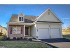 5005 Valley Stream Ln, Macungie, PA 18062