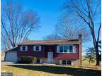 2936 Orchard Ln, Middletown, PA 17057