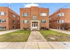 5208 lee rd #2 Maple Heights, OH