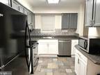 9945 Grapewood Ct #72, Manassas, VA 20110