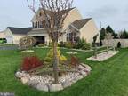 6083 Jennifer Ln, Spring Grove, PA 17362