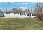 66 little ave New Oxford, PA -