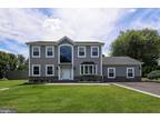 1358 Glen Echo Dr, Huntingdon Valley, PA 19006