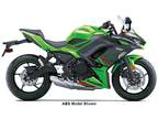 2023 Kawasaki Ninja 650 KRT Edition