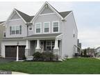 621 Hennyson Dr, York, PA 17402