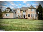 1161 Renwick Dr, West Chester, PA 19382