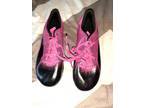 Girls Puma Size 4 Pink & Black Soccer Cleats - Opportunity!