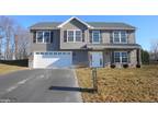 217 White Oak Cir, Mount Holly Springs, PA 17065