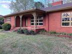 402 N Lincoln St Benson, NC