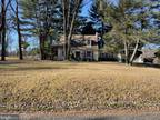 1030 S Media Line Rd, Newtown Square, PA 19073