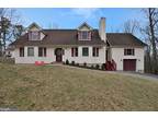 1100 Maple Lake Dr, Bushkill, PA 18324